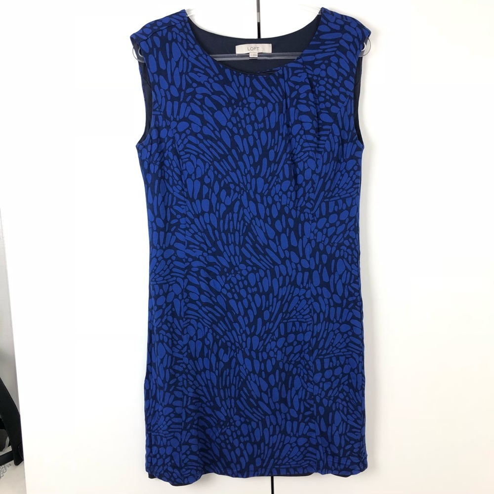 Loft / sleeveless dress blue size medium